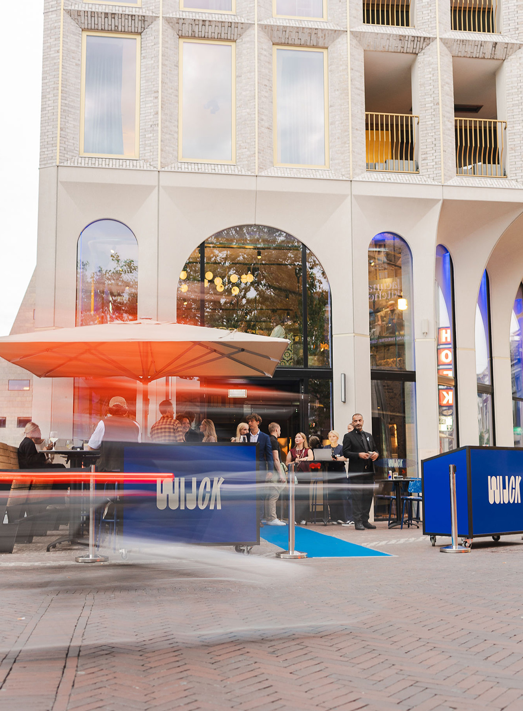 Opening_branding_terras